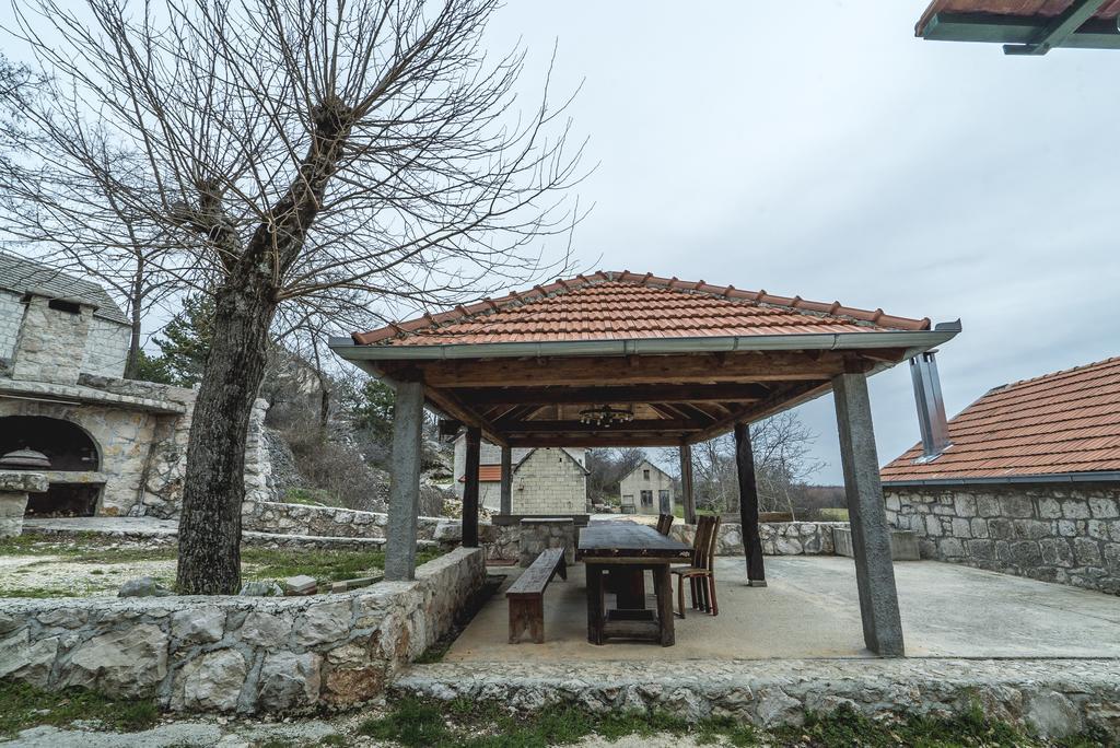 Apartman Studio Zdravko Eco Village Imotski Buitenkant foto